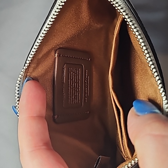 Coach PacMan Limited Corner Zip - Picture 6 of 6